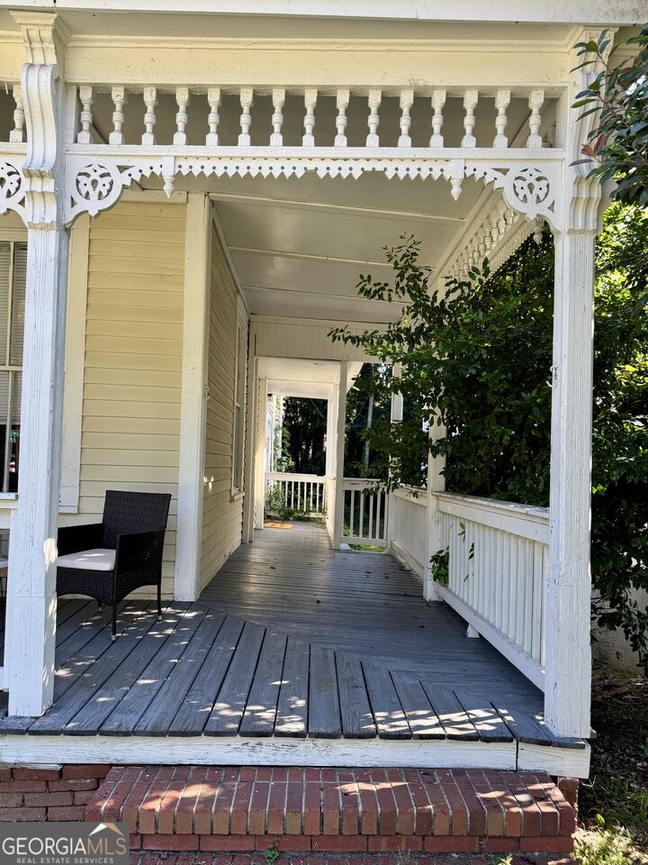 Property Photo:  1687 Lawton Avenue  GA 31201 