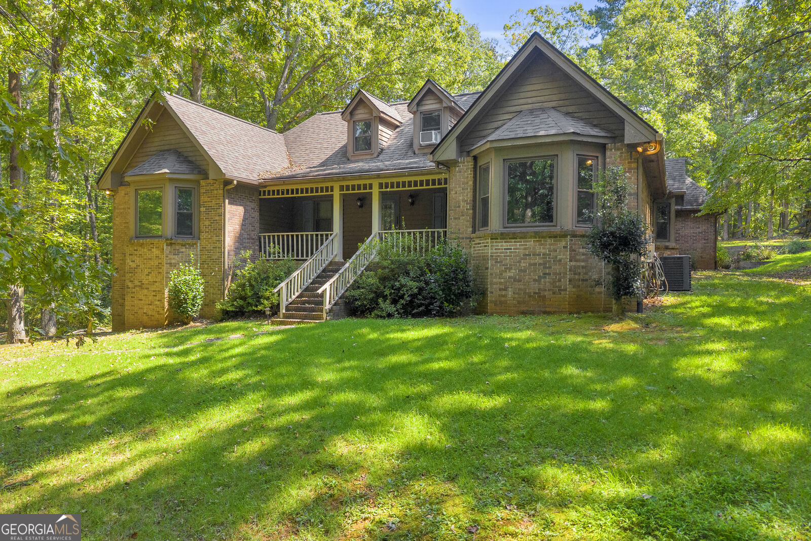Property Photo:  2924 Glad Dale Drive SE  GA 30094 