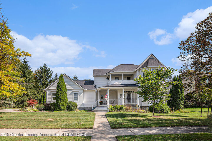 3614 Breezy Point Drive  Okemos MI 48864 photo