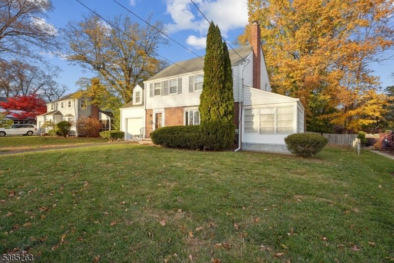 Property Photo:  24 Shady Ct  NJ 07060 