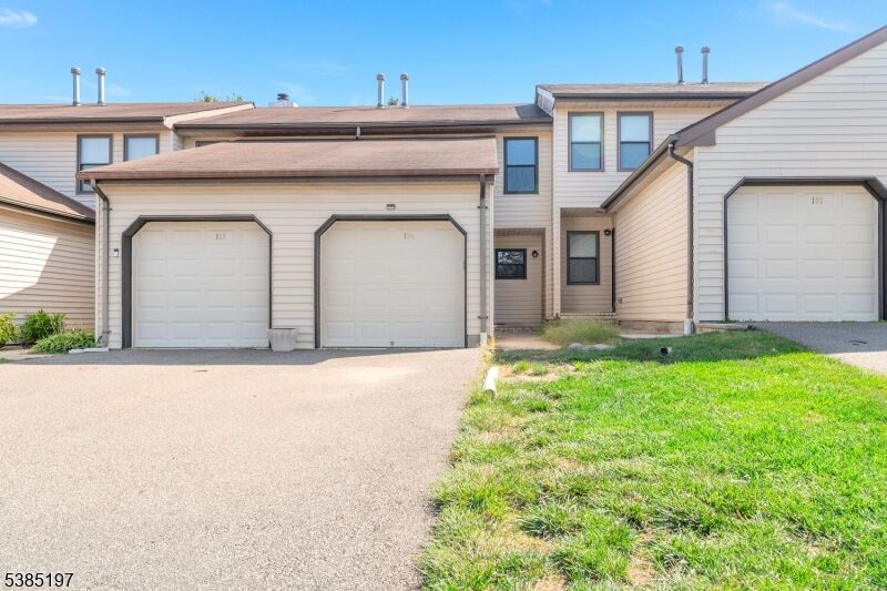 Property Photo:  134 Locust Ct  NJ 08822 