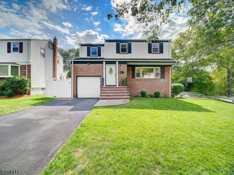 Property Photo: 18 Buckingham Rd NJ 07052