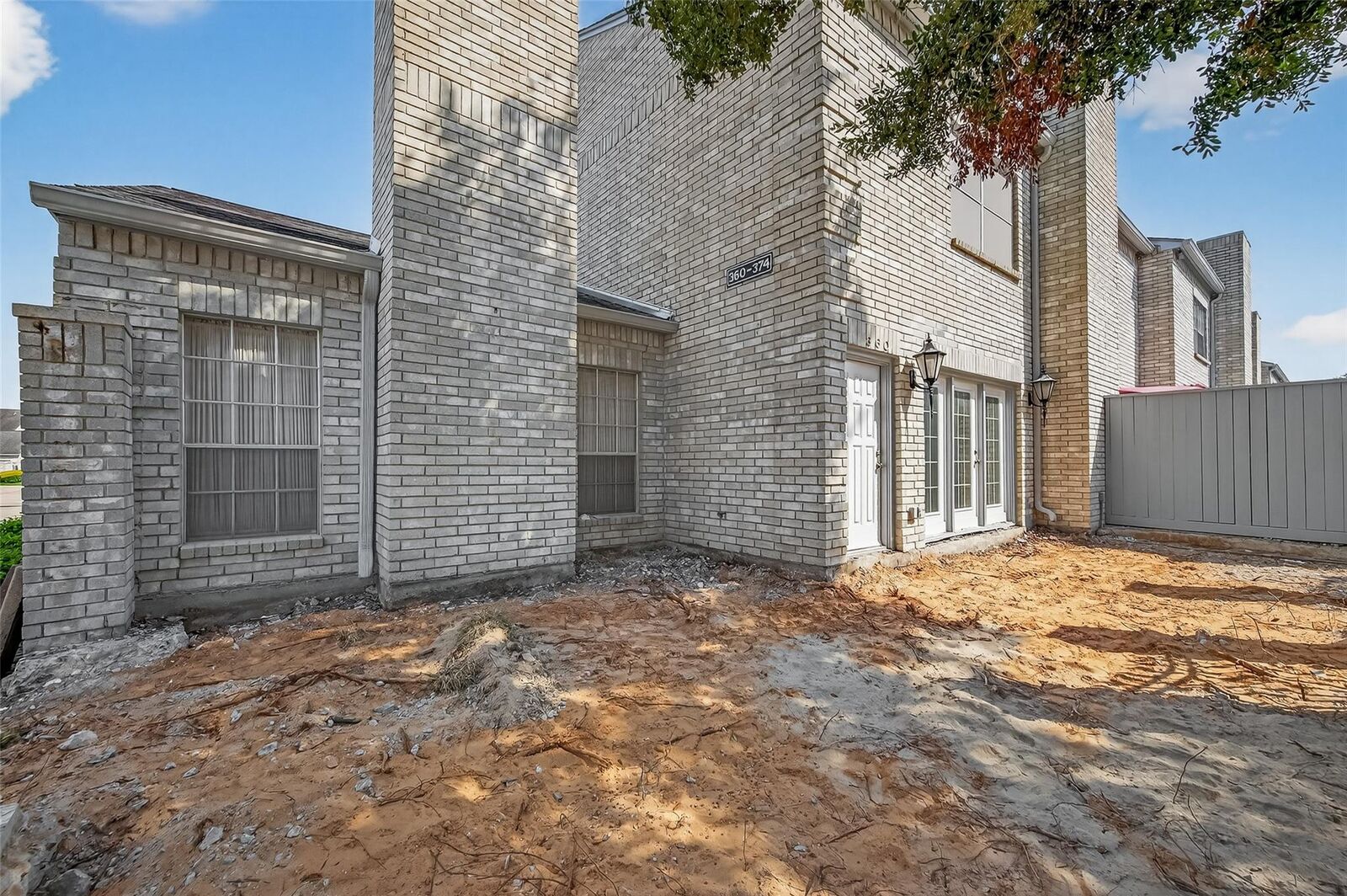 Property Photo:  360 Wilcrest Drive 360  TX 77042 
