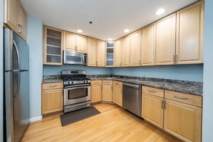 Property Photo:  609 Madison St 6A  NJ 07030 