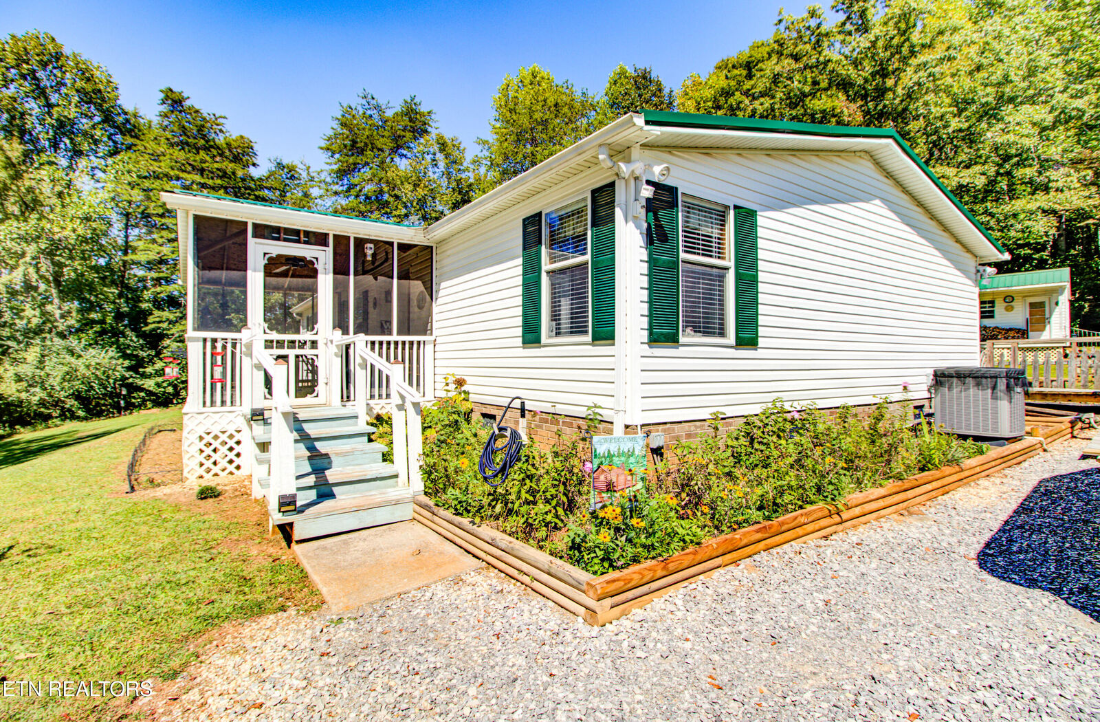 Property Photo:  925 Cloyds Church Rd  TN 37742