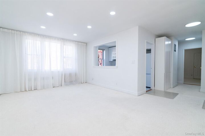 Property Photo:  1 Sadore Lane 5A  NY 10710 