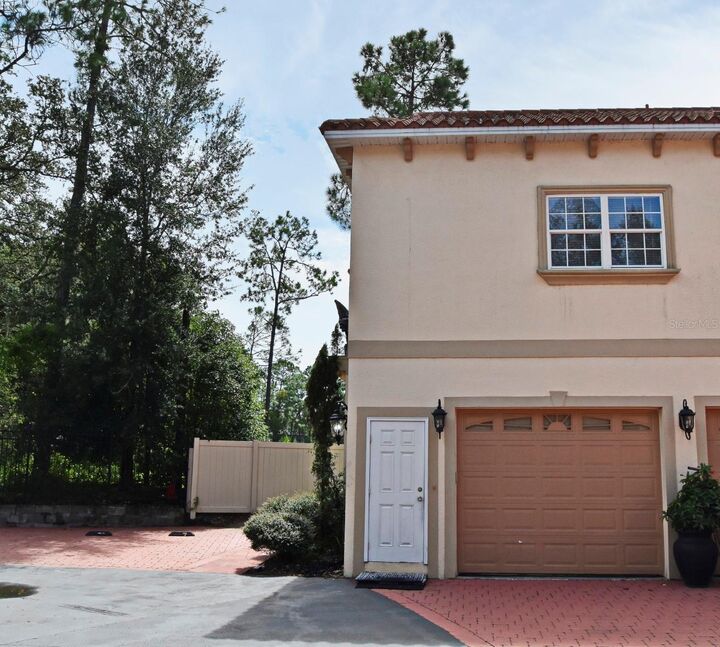 Property Photo:  225 Arnold Lane Garage Apartment  FL 32708 
