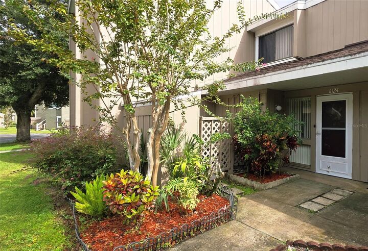Property Photo: 6124 Peregrine Avenue D06 FL 32819