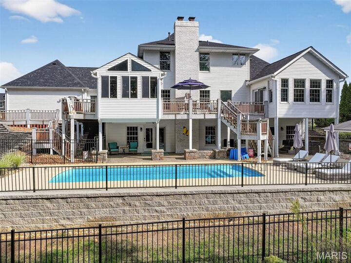 Property Photo:  350 Woodmere Drive  MO 63303 