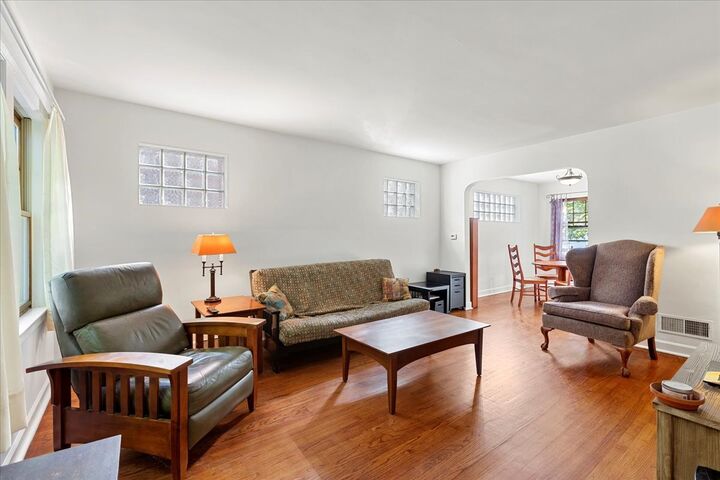 Property Photo:  1916 N Rutherford Avenue  IL 60707 