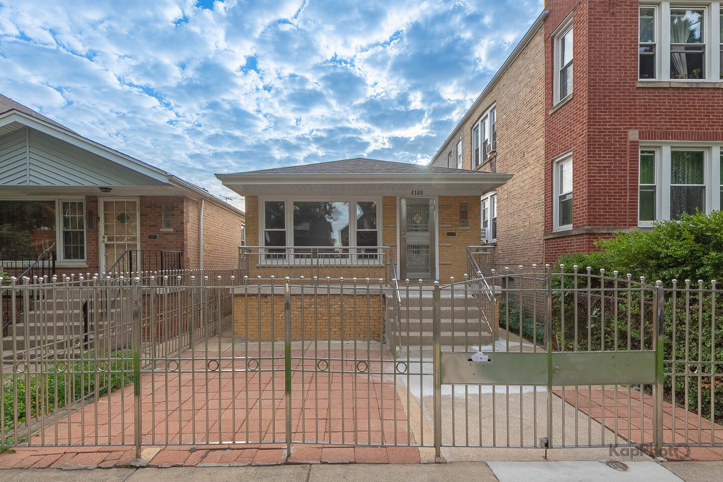 Property Photo: 4149 S Rockwell Street IL 60632