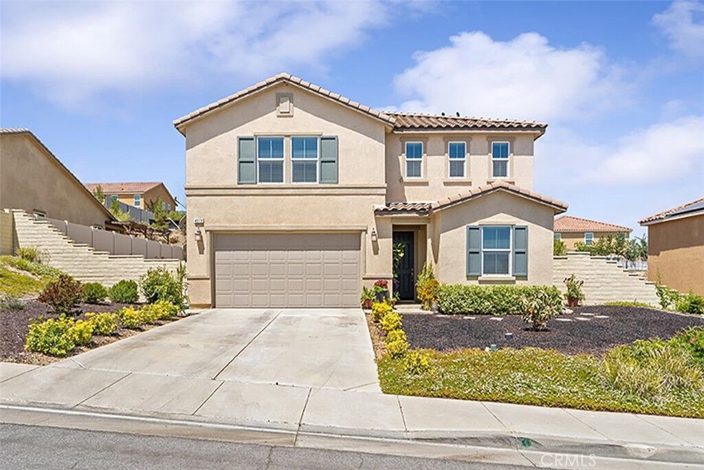 Property Photo:  4073 Tamarind Ridge  CA 92530 
