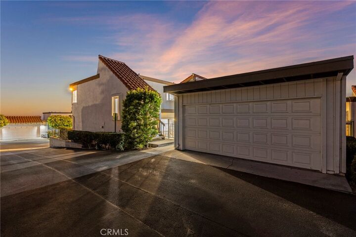 Property Photo:  715 Calle Camisa  CA 92673 