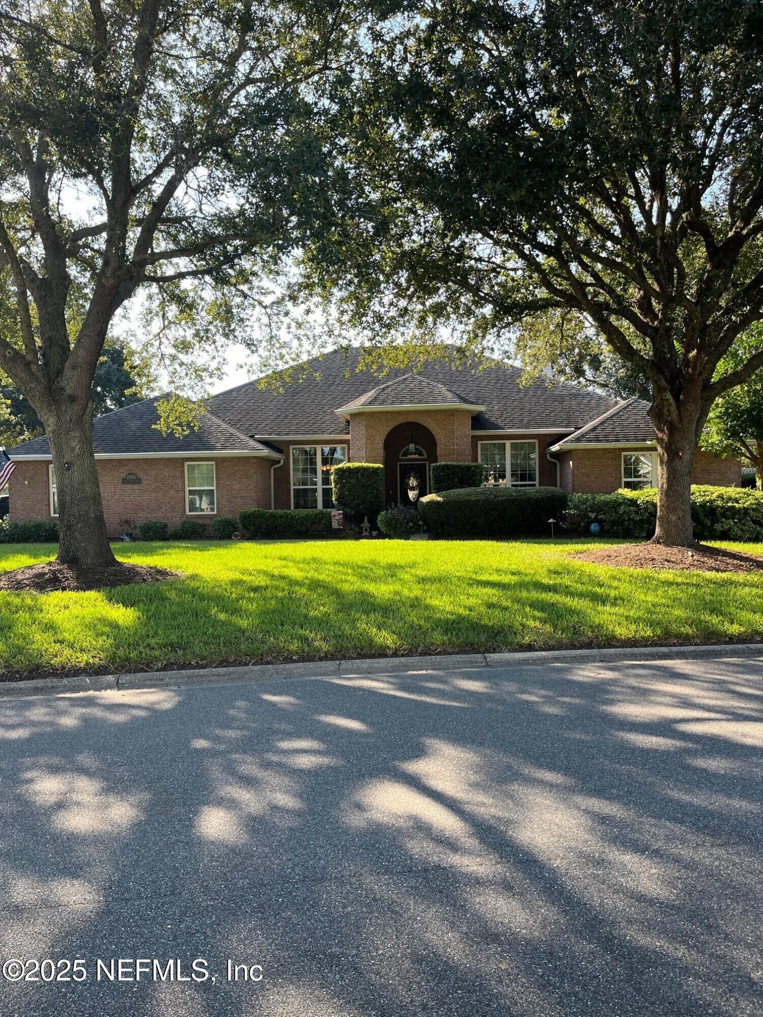 Property Photo:  1900 Fox Glove Lane  FL 32003 