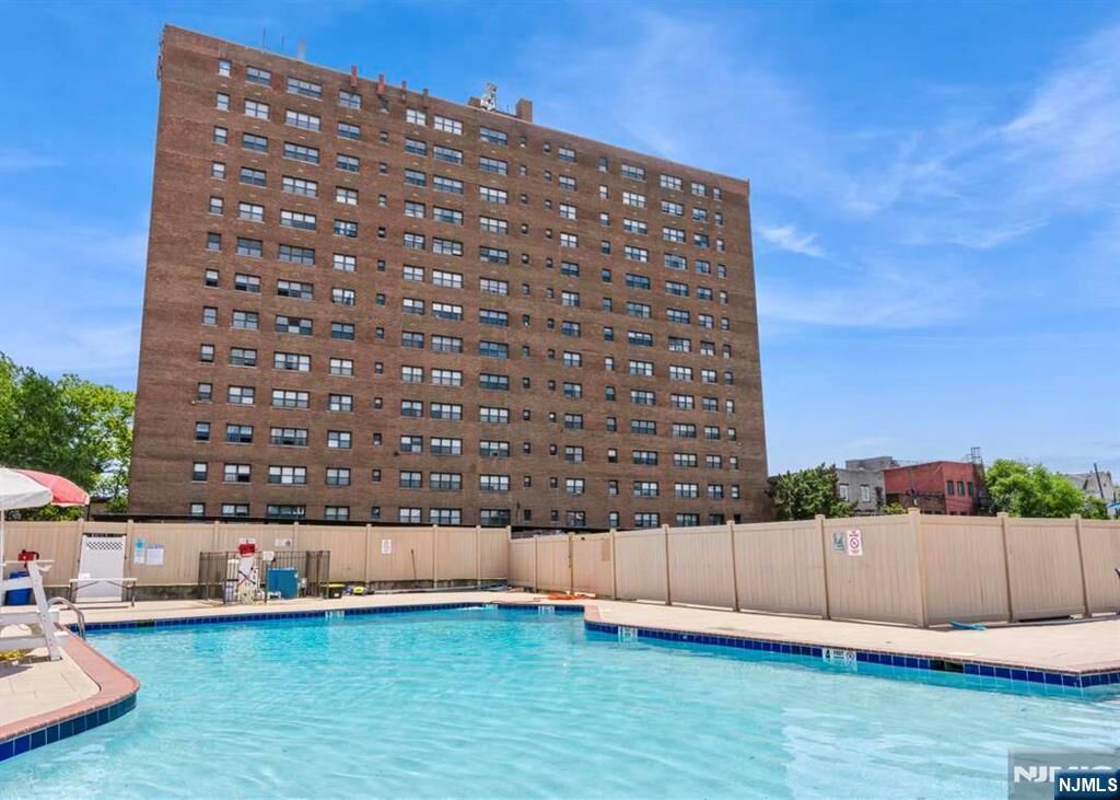 Property Photo:  1225 #14I John F Kennedy  NJ 07002 