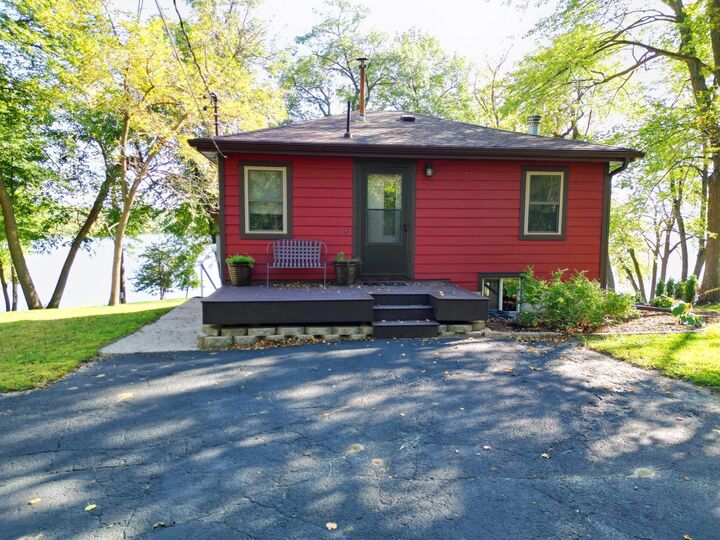 Property Photo:  6567 150th Avenue NE  MN 56288 