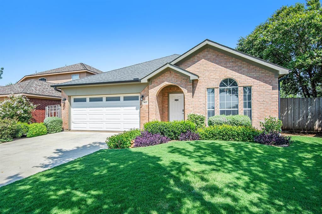 Property Photo:  3613 Lasso Road  TX 76262