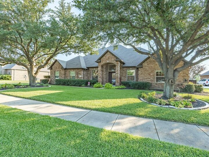 Photo de la propriété: 2706 Saint Andrews Circle TX 75119