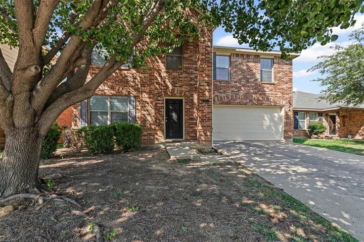 Property Photo:  5033 Meridian Lane  TX 76244 
