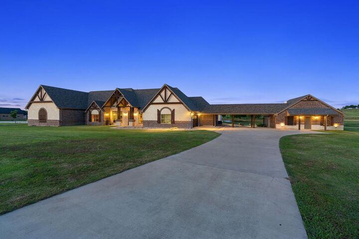 Property Photo:  12190 Marion Road  TX 76266 