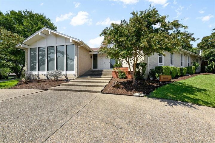 310 E Northgate Drive  Irving TX 75062 photo