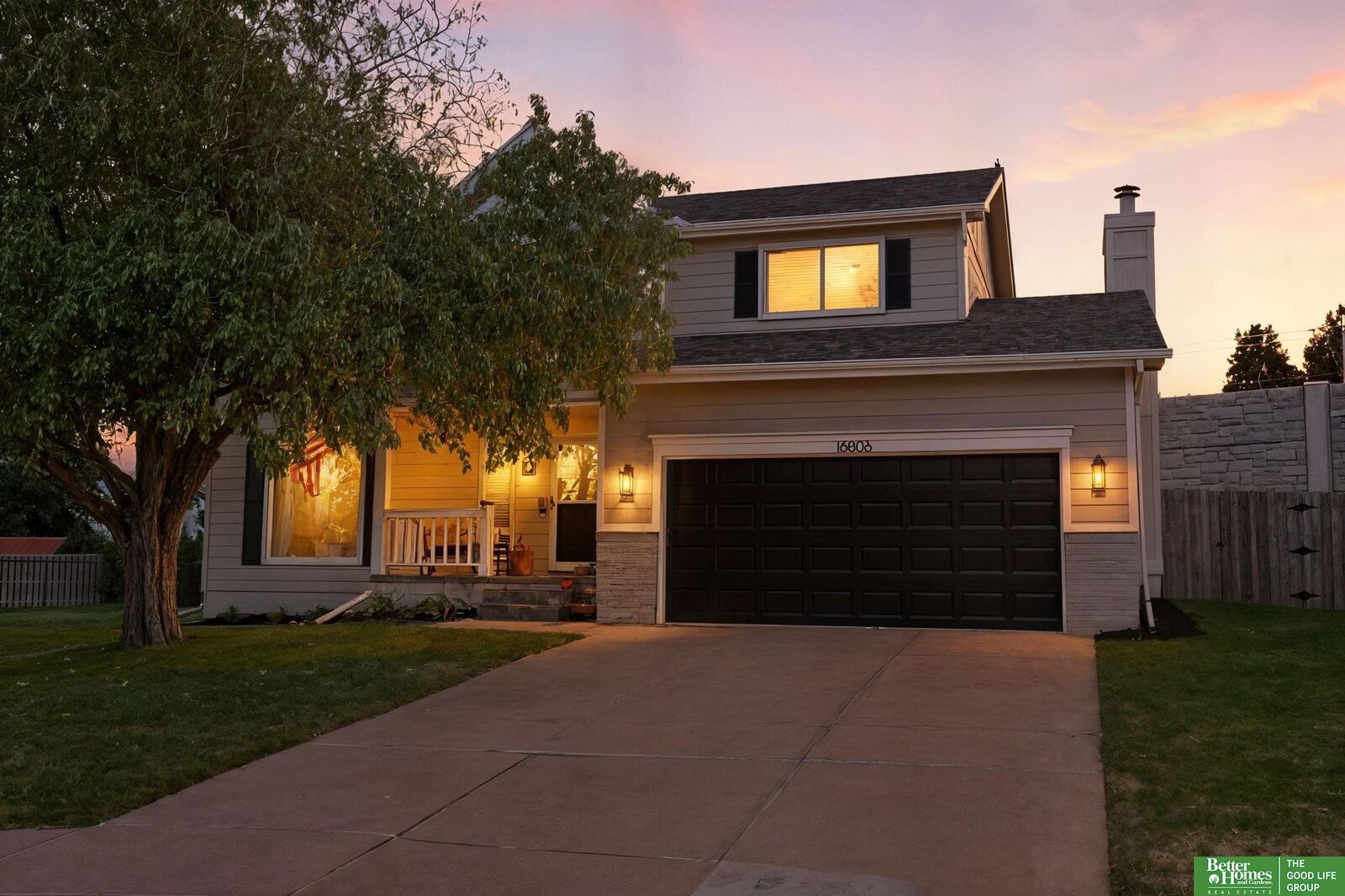 Property Photo:  16806 M Circle  NE 68135 