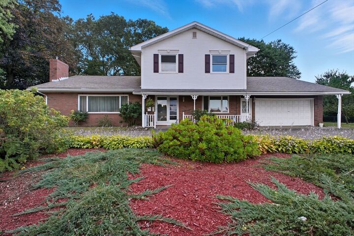 320 Fairview Avenue  Chicopee MA 01013 photo