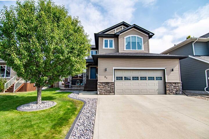 51 Illingworth Close  Red Deer AB T4R 0B4 photo