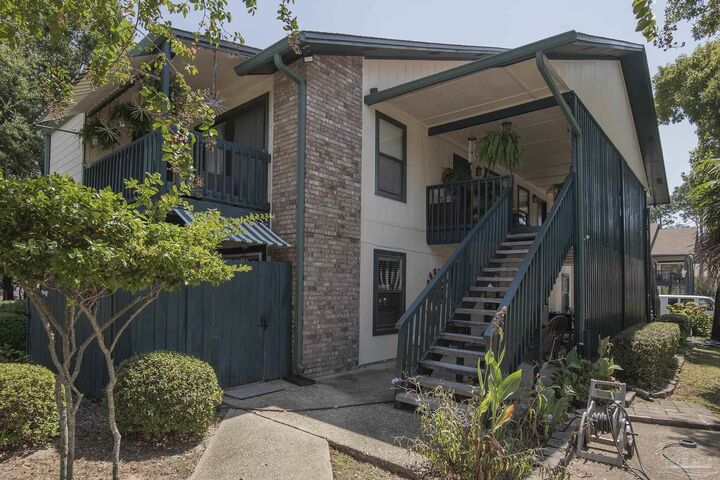 Property Photo:  2299 Scenic Hwy O-1  FL 32503 