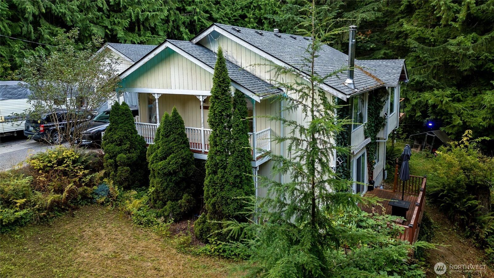 Property Photo:  493  Peak Drive  WA 98284 