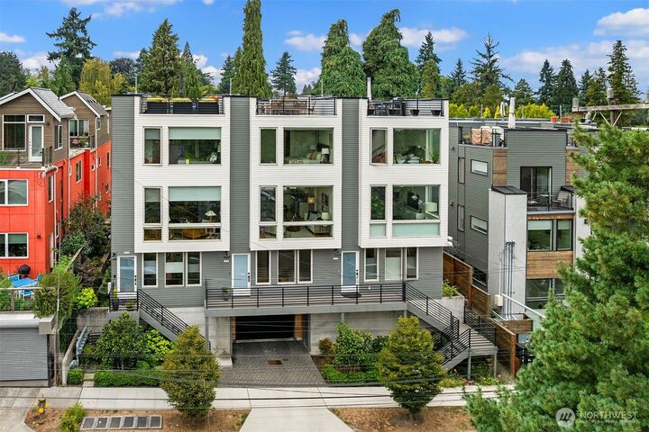 1535  Grandview Place E  Seattle WA 98112 photo