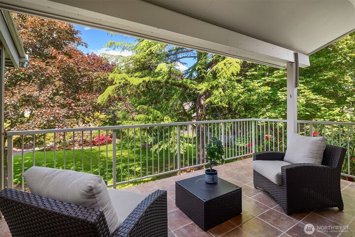 Property Photo:  6333  Sand Point Way NE  WA 98115 