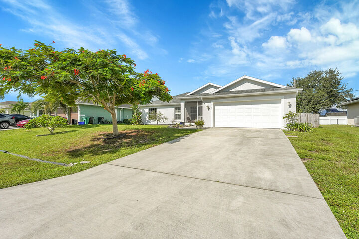 Property Photo: 4648 SW Leeward Street SW FL 34953