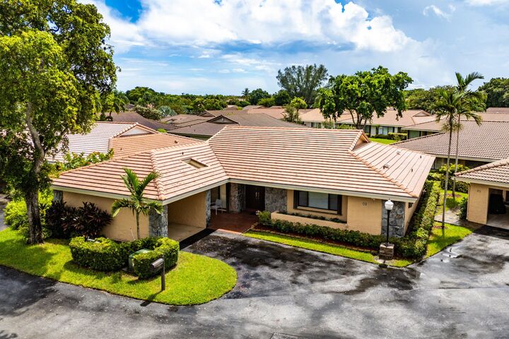 3650 N 36th Avenue 70  Hollywood FL 33021 photo