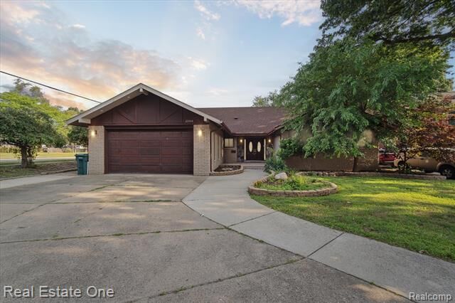 Property Photo:  23944 Fordson Drive  MI 48124 