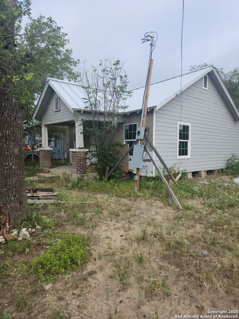 Property Photo:  218 E Mill  TX 78801 