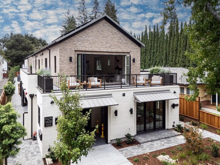 162 Waverley Street  Palo Alto CA 94301 photo