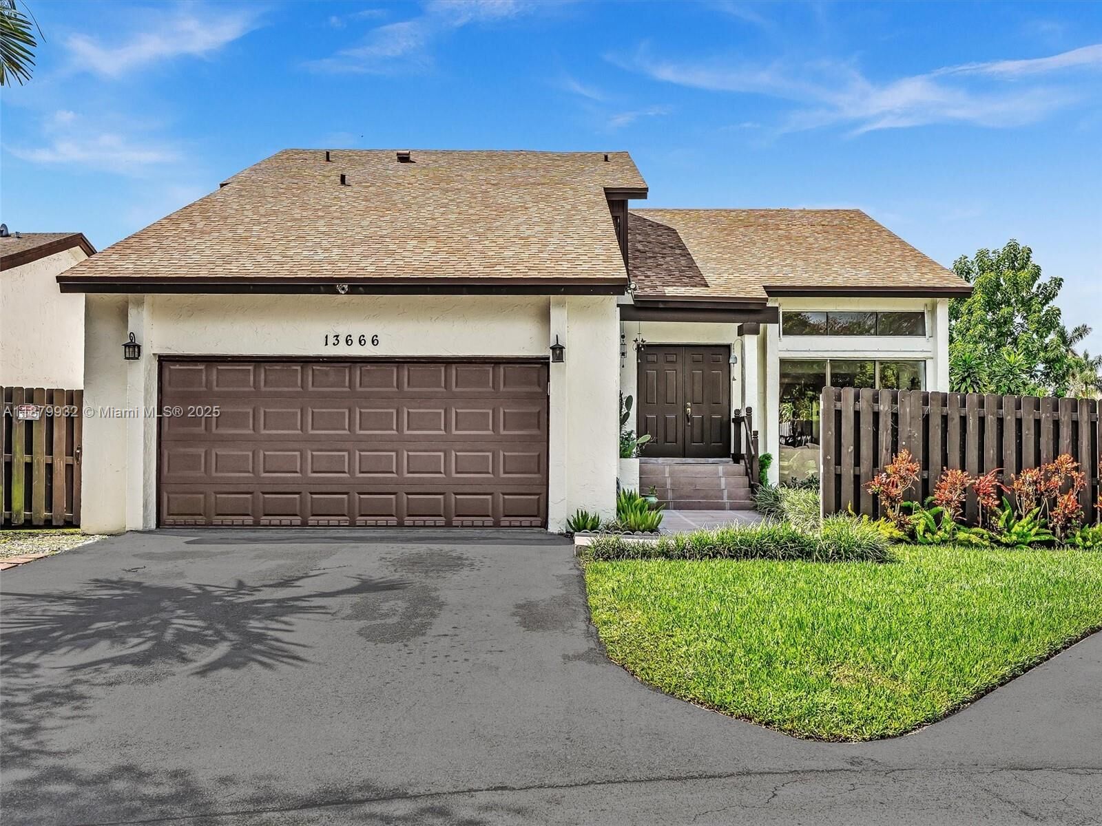 Property Photo:  13666 SW 116th Ln  FL 33186 