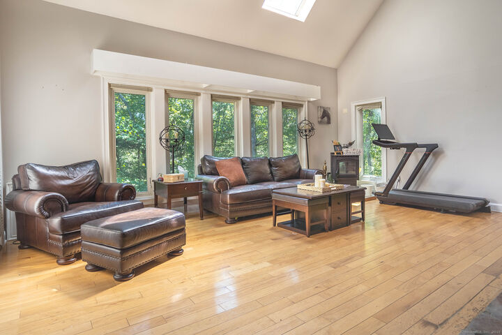 Property Photo:  110 Old Wood Road  CT 06037 