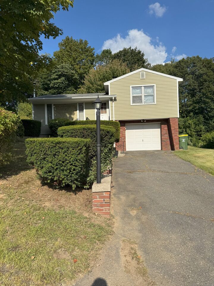 Property Photo:  38 Mapleridge Drive  CT 06705 
