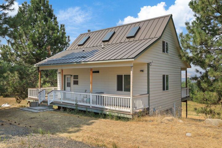Property Photo:  6152 Winding River Way  WA 99129 