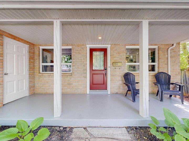 Property Photo:  255 Cedarholme Avenue  ON L4P 2W5 