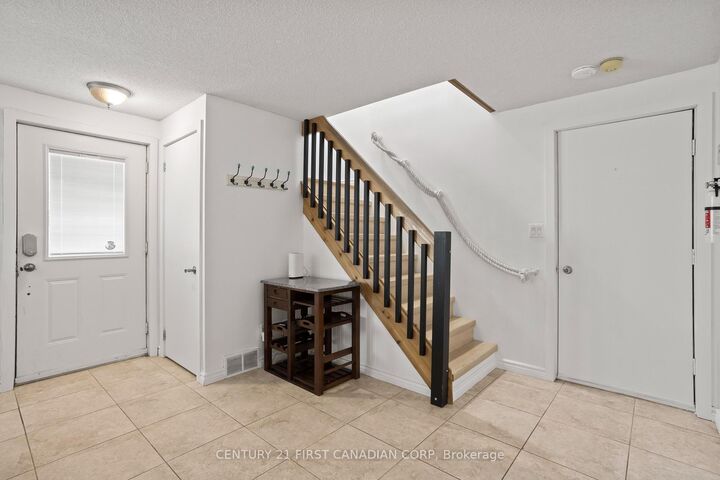 Photo de la propriété:  26 Oak Street  ON N0M 1T0 
