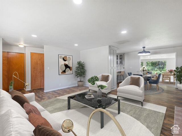 Property Photo: 1179 E 6200 S UT 84121