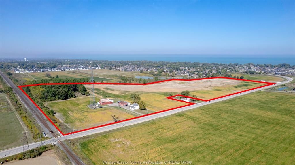 Photo de la propriété: 216 County Rd 22 ON N8L 0V1