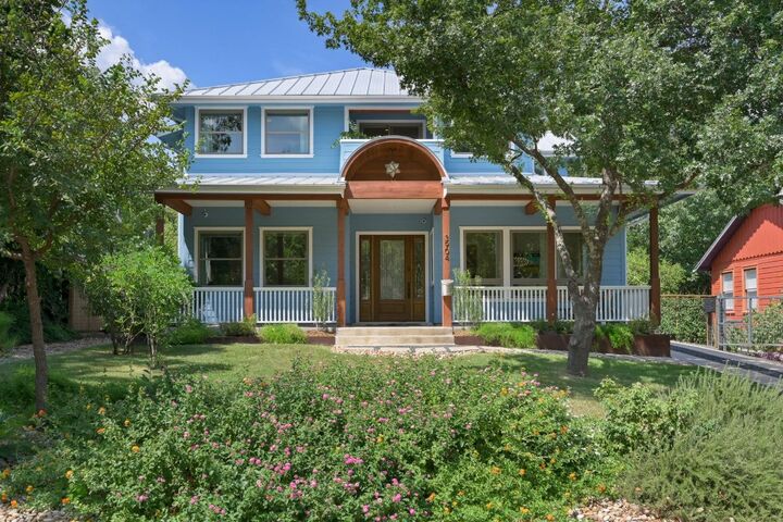 Property Photo: 3904 Petes Path TX 78731