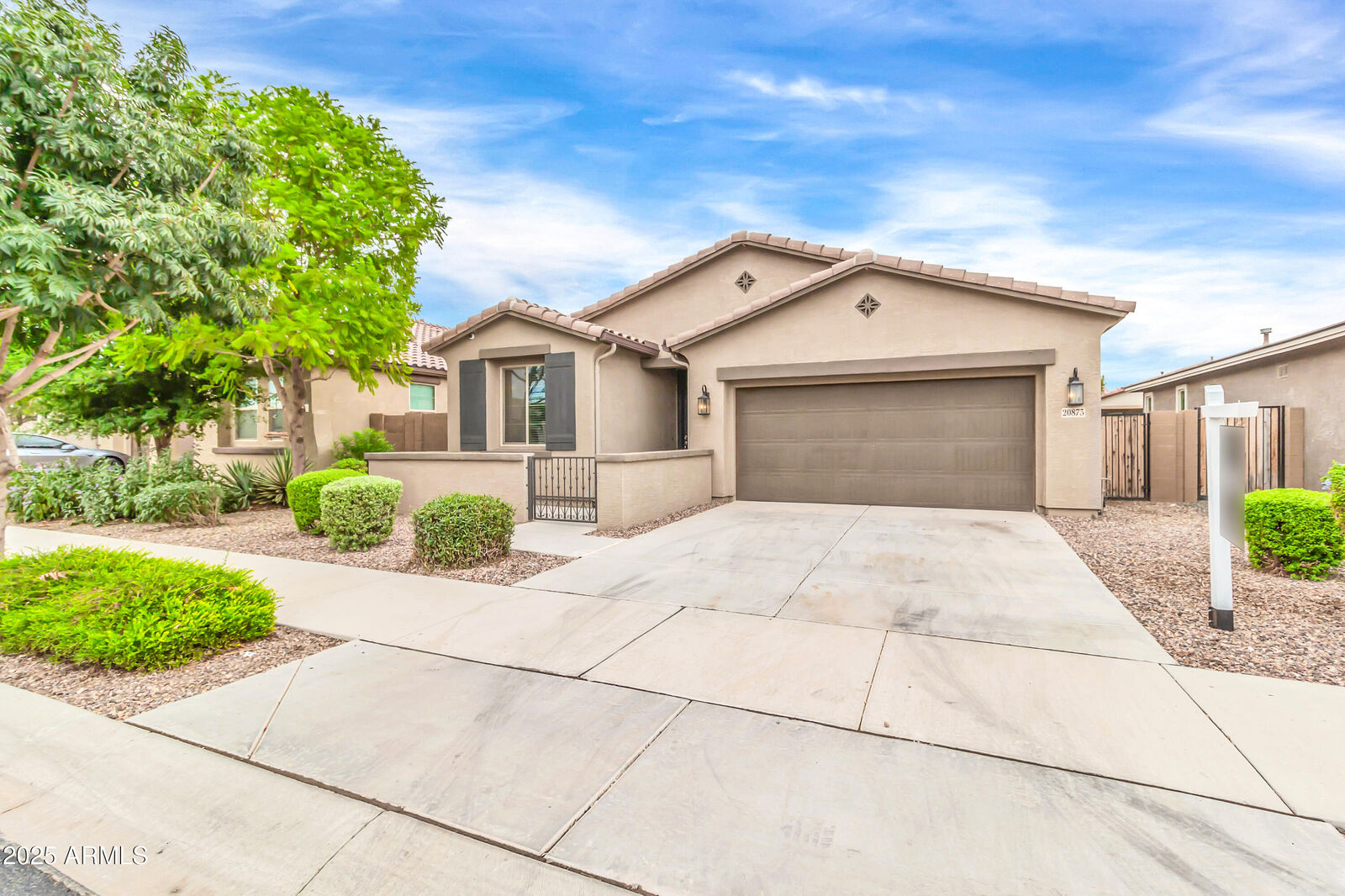 Property Photo:  20873 E Seagull Drive  AZ 85142 