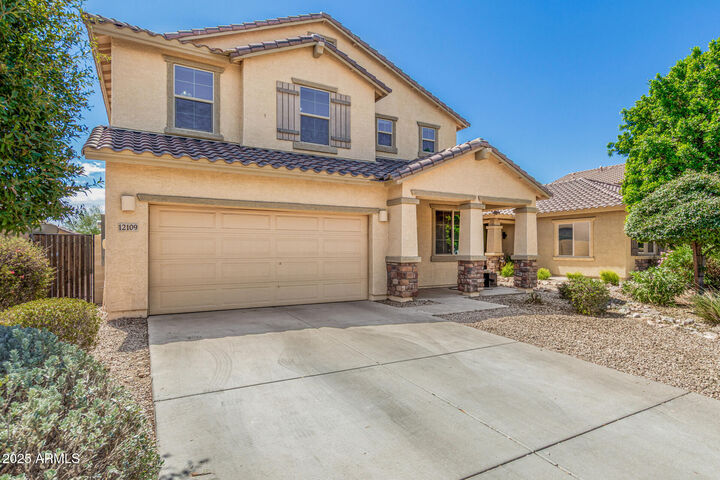 Property Photo: 12109 W Saguaro Lane AZ 85335