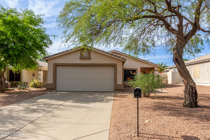 Property Photo:  6932 S Russet Sky Way  AZ 85118 