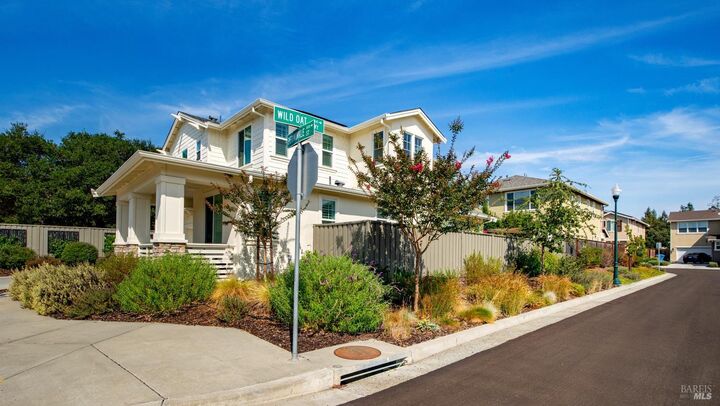 Property Photo: 1640 Periwinkle Street CA 95403